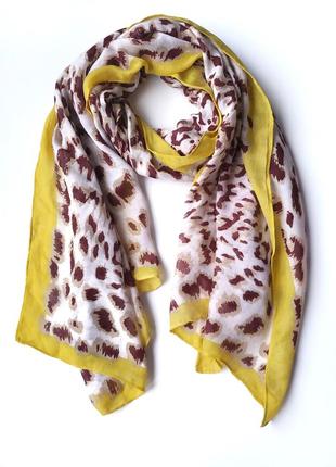 Шарф-палантин женский весна-осень с анималистичным принтом без бренду 176х76 см желто-коричневый