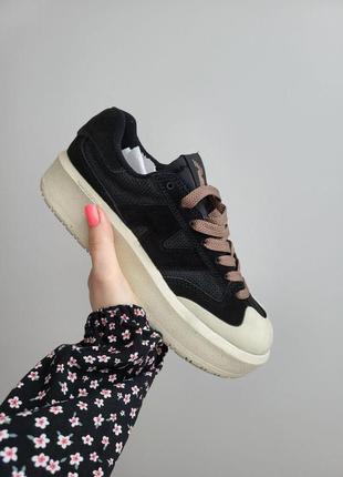 Женские кроссовки new balance ct302