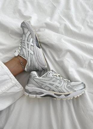 Женские кроссовки серебристые в стиле asics gel-kayano 14 silver6 фото