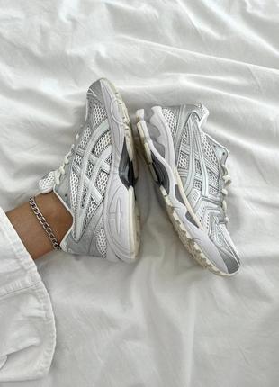 Женские кроссовки серебристые в стиле asics gel-kayano 14 silver2 фото