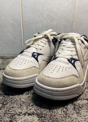 Кожаные кроссовки lacoste 41р