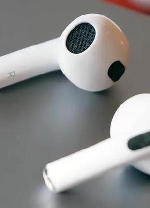 Наушники apple airpods with lightning charging case 2022 (3-е поколение) (mme73ch/a)5 фото