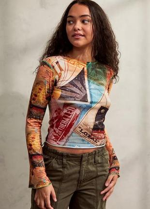 Urban outfitters топ в стилі 90х 00х з розширеними рукавами яскравий принт цирк стиль гранж