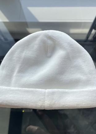 Біла шапочка chicco для новонароджених, шапочка на виписку3 фото