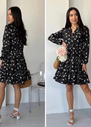 Женское платье свободного кроя