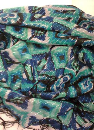 Платок из  хлопка  с люрексом,размер 103х105см.