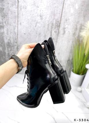 Натуральные кожаные лакированные черные демисезонные и зимние ботильоны – ботинки на каблуке5 фото