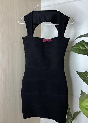 Элегантное платье