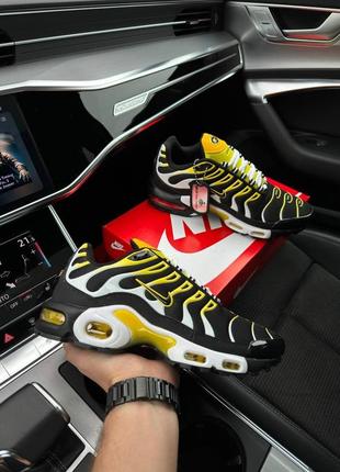 Мужские кроссовки nike air max plus black yellow white