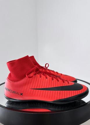 Шикарные  футзалки с чулком nike mercurial x2 фото