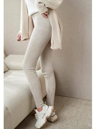 Аккумуляторная светодиодная лампа, светильник с датчиком движения ( 5+ часов )