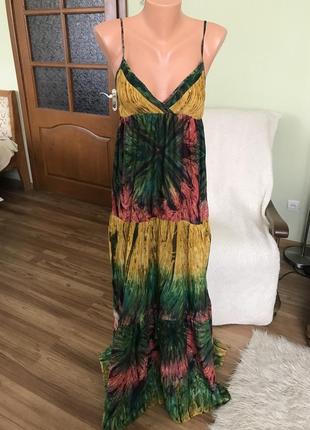 Яркий летний сарафан или платье