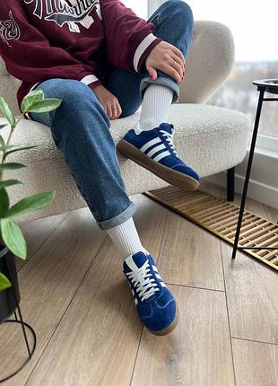 Замшеві кеди