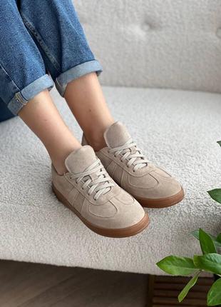 Замшеві кеди