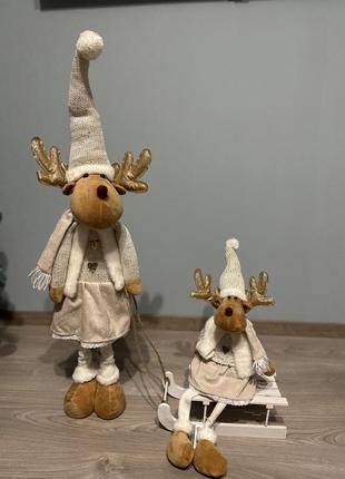 Новогодний подарочный декор ростовой олень