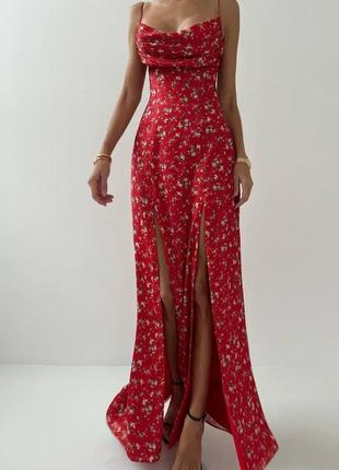 Неймовірна сукня довга з квітковим принтом по фігурі на тонких бретельках з декольте розрізами6 фото