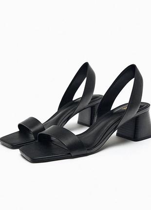 Босоножки кожаные zara