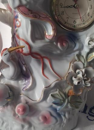 Каминные фарфоровые часы , светильник