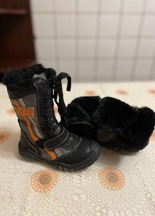 Теплі високі чобітки на хлопчика