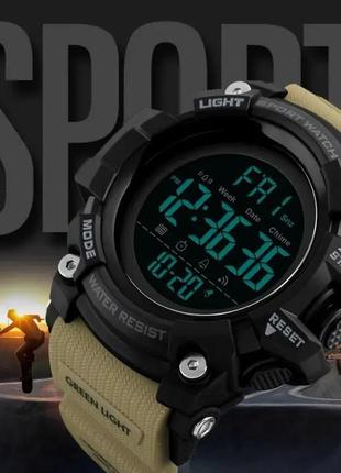 Мужские наручные спортивные цифровые электронные часы skmei 1384kh khaki цвет хаки