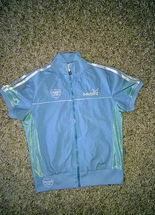 Безрукавка на блискавці