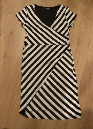 Платье phase eight