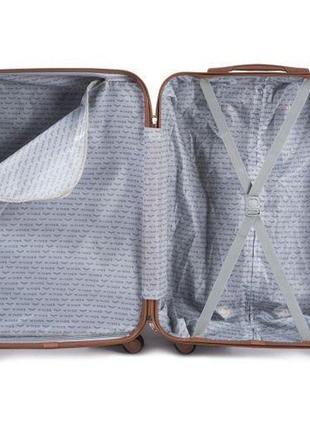 Пластиковый средний дорожный чемодан wings бежевый на колесах чемодан м из пластика поликарбонат чемодан abs5 фото