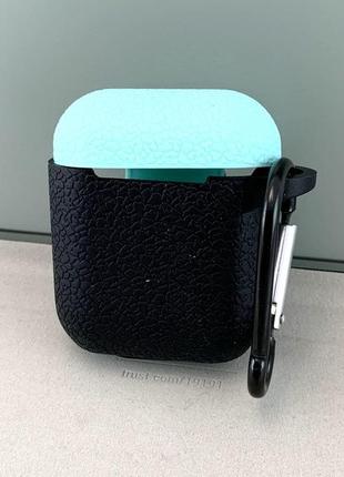 Чехол для airpods silicone case с карабином черный бирюзовый