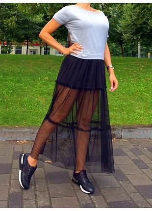 Трендовий сукню з прозорою спідницею