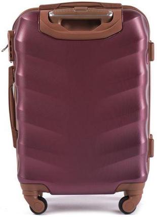 Маленький дорожный пластиковый чемодан на колесиках wings чемодан мини бордо размер xs чемодан на колесиках3 фото
