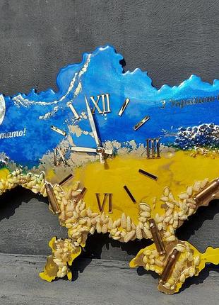 Авторський годинник з епоксидної смоли карта україни 70*45 см3 фото
