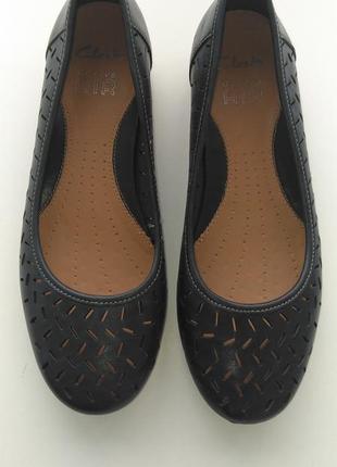 Шкіряні балетки clarks