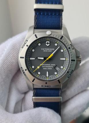 Чоловічий годинник часы victorinox v241844 i.n.o.x professional diver anti-magnetic 200m8 фото