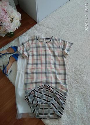 Ніжне плаття прямого крою р.36/8