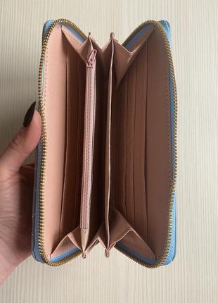 Женский кошелек-портмоне эко кожа голубого цвета на молнии2 фото