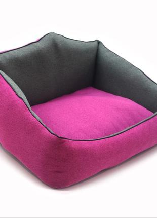 Лежак прямокутний для собак та котів zoo-hunt магнус рожевий №1 330х400х310 мм1 фото