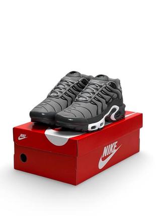 Чоловічі кросівки nike air max plus all gray black white3 фото