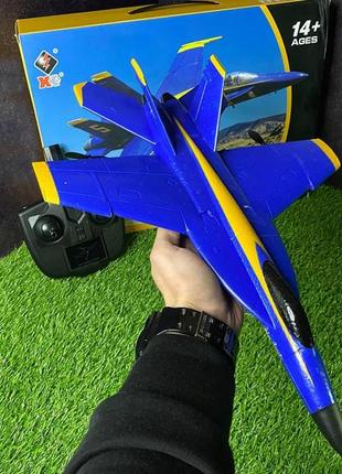 Літак на радіоуправлінні f-18 hornet  39,5 см. іграшка на пульті радіокерування, на акумуляторі