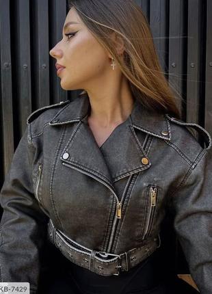 Жіноча куртка косуха якісна курточка шкіряна еко шкіра оверсайз коротка вкорочена сіра графіт під бренд трендова базова актуальна дешево акція3 фото