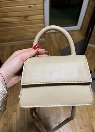 Бежевая мини сумочка