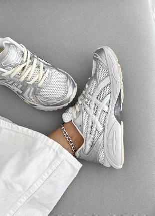 Кроссовки в стиле asics gel kayano