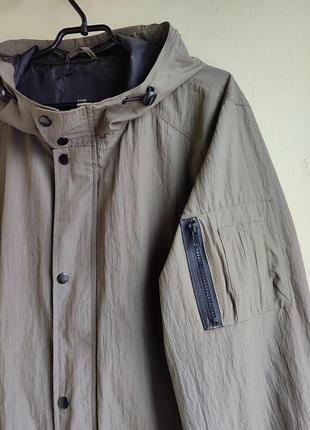 Оригінальна чоловіча куртка з капюшоном від бренду river island ветрівка дощовик унісекс5 фото