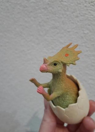 Фігурка динозавра в яйці2 фото