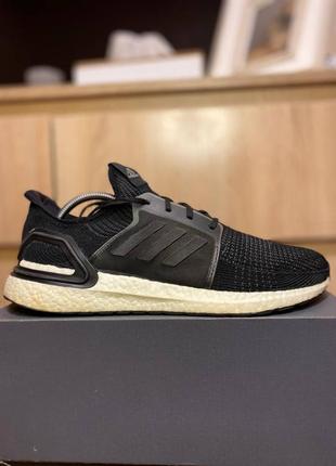 Кросівки adidas ultraboost оригінал бігові спортивні в зал для тренувань runfalcon swift galaxy adizero