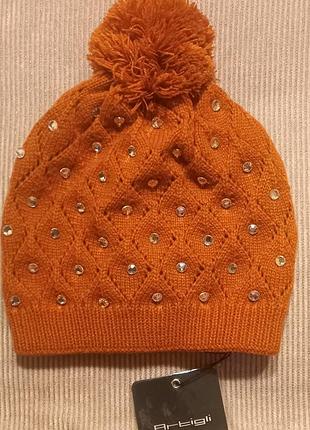 Шапочка с помпоном, италия