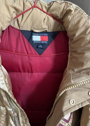 Пуховая куртка tommy hilfiger с монограммой р. м9 фото