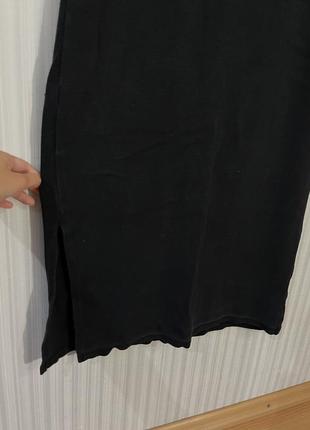 Длинное черное платье с капюшоном5 фото