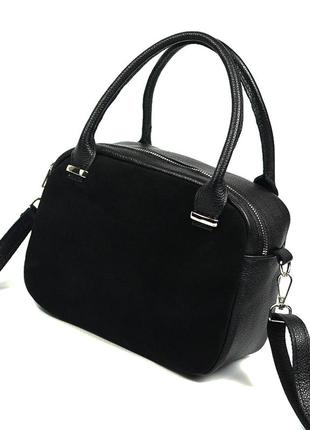Замшевая женская черная маленькая кожаная сумка кросс боди с ручками и ремешком на плечо4 фото