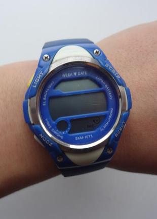 Подростковые часы skmei 1077 синие4 фото