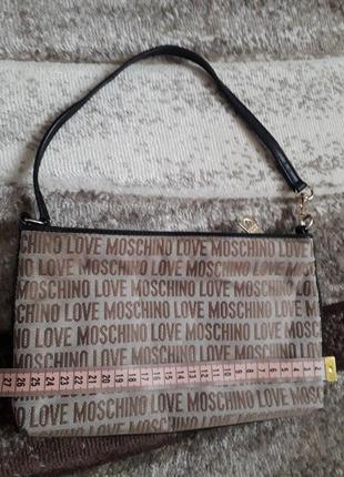 Итальянская сумочка клатч с кожей беж шоколад оригинал moschino